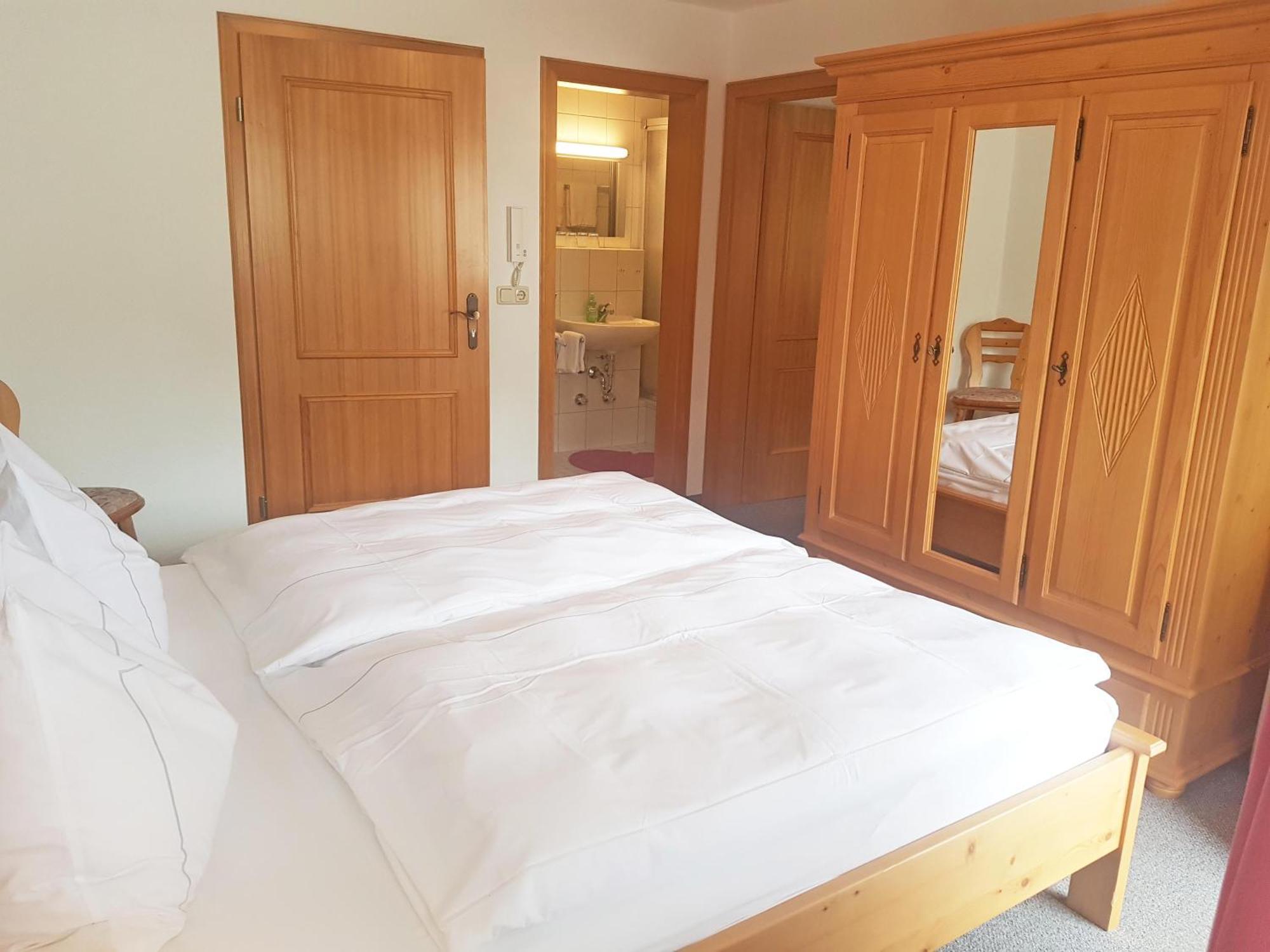 Landhaus Schmid Schoenau Schönau am Königssee Kamer foto